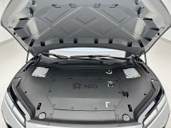 NIO ET5T 75kWh Touring - фото 18