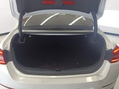 Hongqi H5 1.5T DCT Edition - фото 4