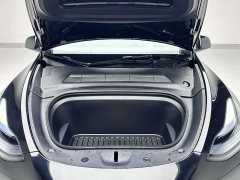 Tesla Model Y Refresh RWD - фото 15
