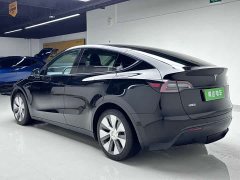 Tesla Model Y Refresh RWD - фото 6