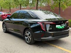Hongqi E-QM5 Edition - фото 8