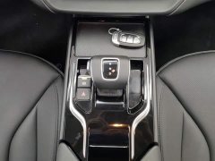 Hongqi E-QM5 Edition - фото 16