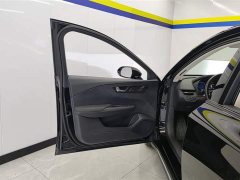 Hongqi E-QM5 Edition - фото 7