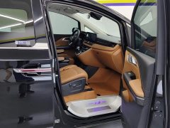Hongqi HQ9 PHEV 2.0T AWDBusiness Edition - фото 8