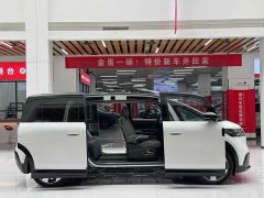 Zeekr JIKE MIX Smart Driving Edition - фото 20
