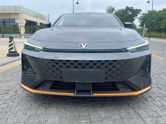 Voyah UNI-V 1.5T Deluxe Version - фото 2