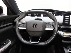 Changan UNI-V 1.5T ZunGui Edition - фото 13