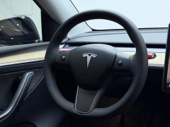 Tesla Model Y long-range all-wheel drive version - фото 10