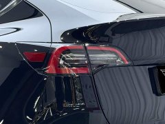 Tesla Model Y long-range all-wheel drive version - фото 3
