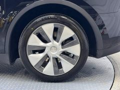 Tesla Model Y long-range all-wheel drive version - фото 8