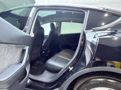 Tesla Model Y long-range all-wheel drive version - фото 9