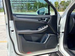 Porsche Macan 2.0T - фото 12