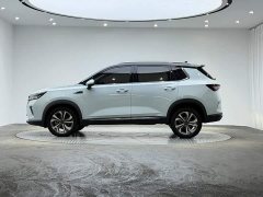 Wuling Xingchen 2.0L DHT electric - фото 5