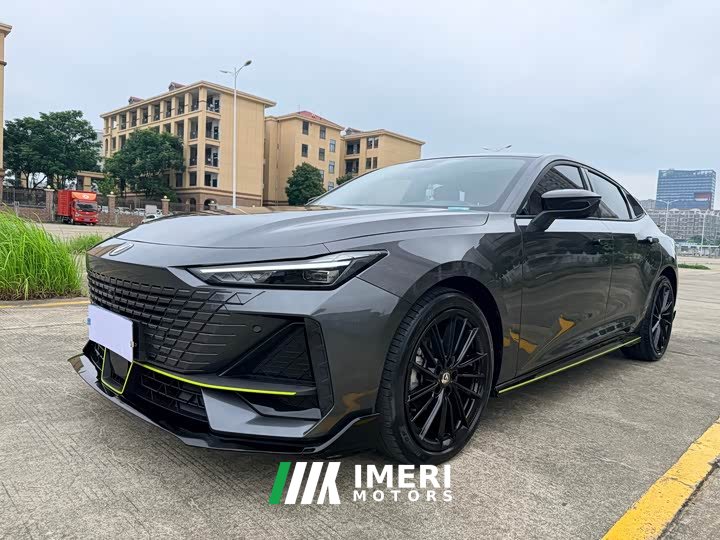 Changan UNI-V 1.5T Sport - автомобиль из Китая