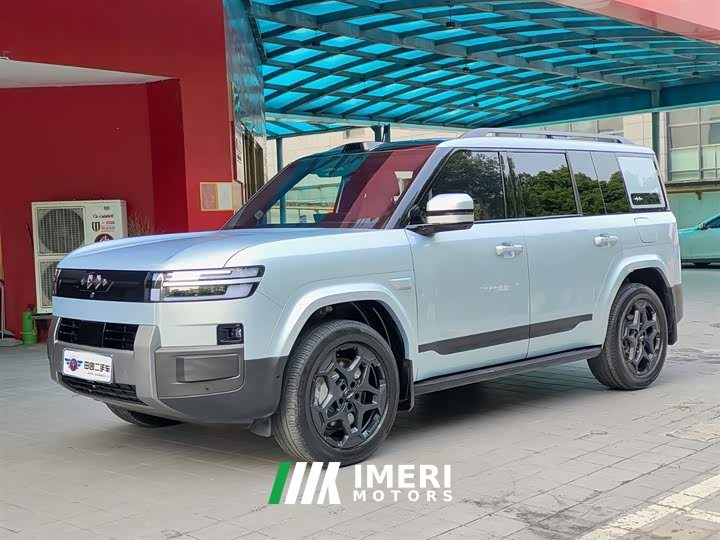 Voyah 7 190KMAWDUltra Edition - автомобиль из Китая