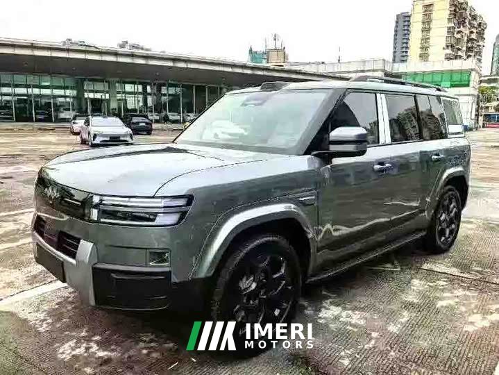 Voyah 7 190KMAWDUltra Edition - автомобиль из Китая