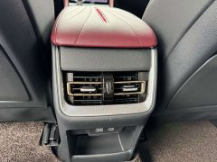 Hongqi H5 2.0T automatic smart connected flag version - фото 16