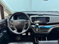 Honda Odyssey 2.0L e:HEV Supreme Edition - фото 17