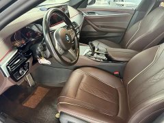 BMW 5 Series 530Li leading M sports package - фото 3