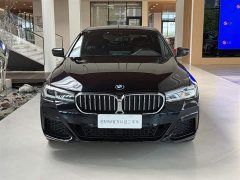 BMW 5 Series 530Li leading M sports package - фото 4