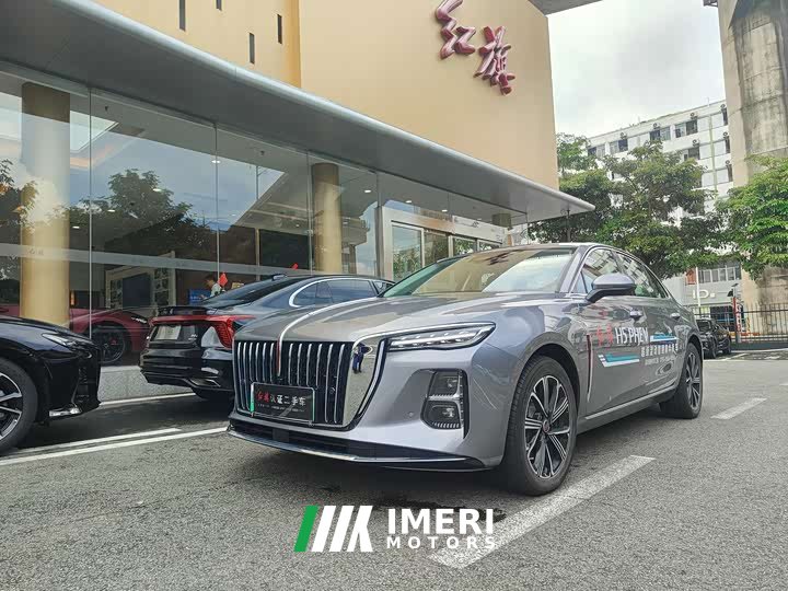 Hongqi H5 PHEV 170 Edition - автомобиль из Китая