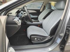 Hongqi H5 PHEV 170 Edition - фото 8