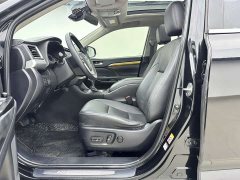 Voyah 2.0T AWDLuxury Edition 7 - фото 5