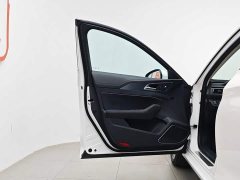 Hongqi H5 1.8T Edition - фото 8