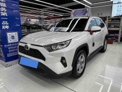 Toyota RAV4 2.0L CVT2WD Edition - фото 1