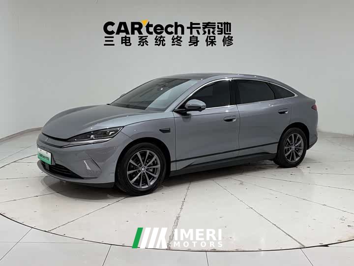 Voyah L EV 545KM Version - автомобиль из Китая