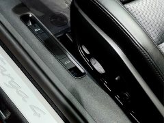 Porsche 911 Targa 4 3.0T - фото 15