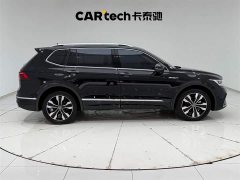 Tank L 330TSI 2WDR-Line Edition - фото 12