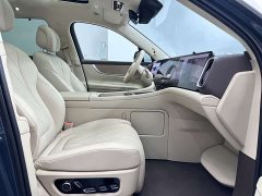 AITO Wenjie M9 extended range Ultra version 52kWh 6-seater version - фото 13