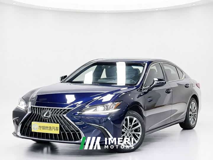 Lexus ES 2021 260 Luxury - автомобиль из Китая