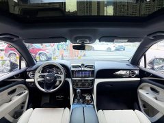Bentley Bentayga 4.0T V8 EWB Azure - фото 12