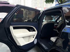 Bentley Bentayga 4.0T V8 EWB Azure - фото 14