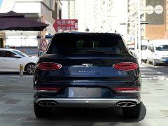 Bentley Bentayga 4.0T V8 EWB Azure - фото 4