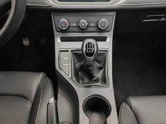 Geely Emgrand UP 1.5L manual comfort type - фото 13