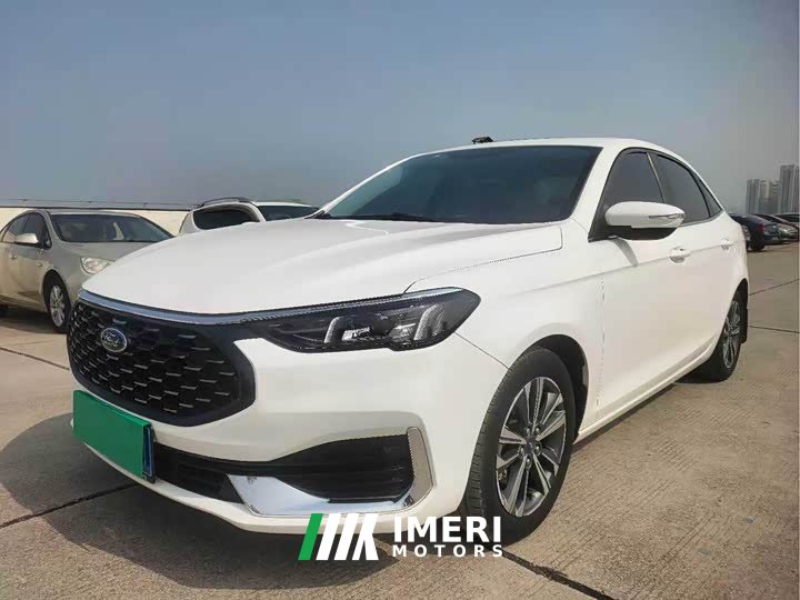Voyah 1.5L Edition - автомобиль из Китая