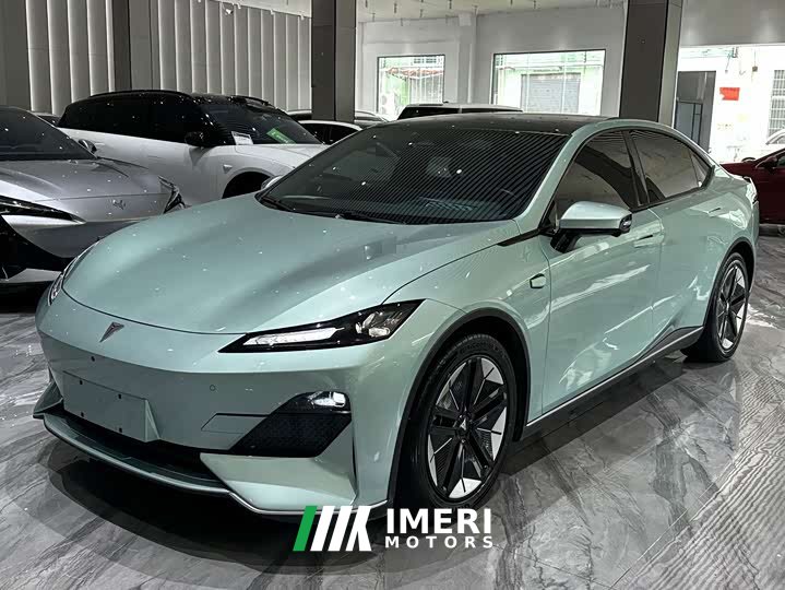 Deepal Dark blue SL03 515 pure electric version - автомобиль из Китая