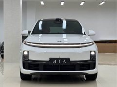 Li Auto L7 Pro - фото 2