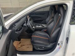 Changan UNI-V 1.5T Prestige Edition - фото 9