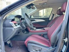 Hongqi H5 PHEV 170 Edition - фото 4