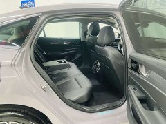 Volkswagen Pro 380TSI Edition - фото 14