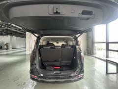 Hongqi HQ9 PHEV 2.0T AWD Business Edition - фото 3