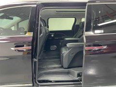 Hongqi HQ9 PHEV 2.0T AWDLuxury Edition - фото 11