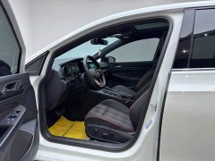 Voyah GTI 380TSI DSG GTI - фото 12