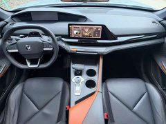 Changan UNI-V 1.5T premium - фото 16
