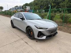 Changan UNI-V 1.5T premium - фото 2