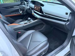 Changan UNI-V 1.5T premium - фото 4